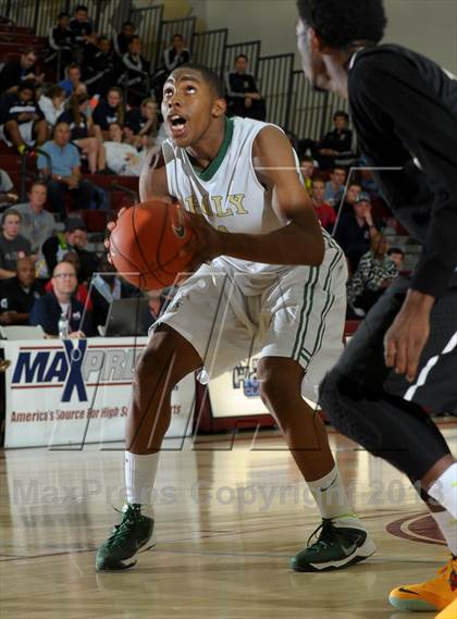 Thumbnail 2 in Wenonah vs. Long Beach Poly (MaxPreps Holiday Classic) photogallery.