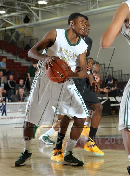 Thumbnail 3 in Wenonah vs. Long Beach Poly (MaxPreps Holiday Classic) photogallery.