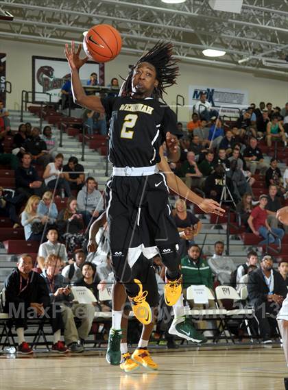 Thumbnail 1 in Wenonah vs. Long Beach Poly (MaxPreps Holiday Classic) photogallery.