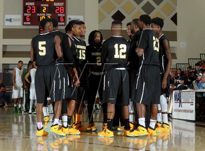 Thumbnail 3 in Wenonah vs. Long Beach Poly (MaxPreps Holiday Classic) photogallery.