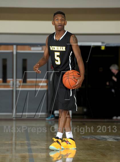 Thumbnail 1 in Wenonah vs. Long Beach Poly (MaxPreps Holiday Classic) photogallery.