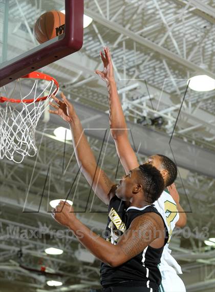 Thumbnail 2 in Wenonah vs. Long Beach Poly (MaxPreps Holiday Classic) photogallery.