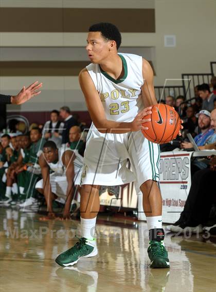 Thumbnail 3 in Wenonah vs. Long Beach Poly (MaxPreps Holiday Classic) photogallery.