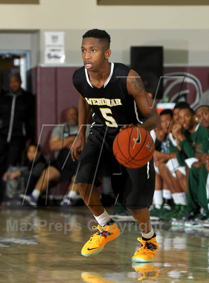 Thumbnail 3 in Wenonah vs. Long Beach Poly (MaxPreps Holiday Classic) photogallery.