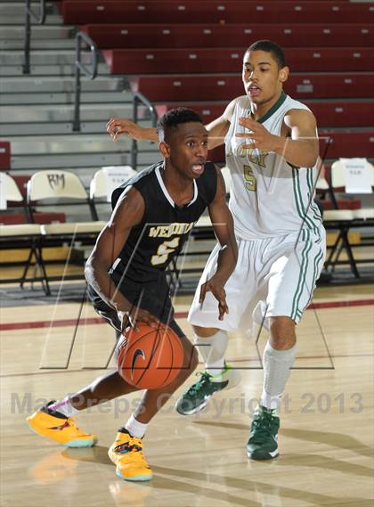 Thumbnail 3 in Wenonah vs. Long Beach Poly (MaxPreps Holiday Classic) photogallery.
