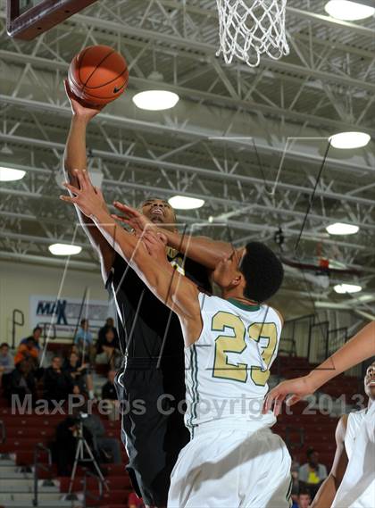 Thumbnail 1 in Wenonah vs. Long Beach Poly (MaxPreps Holiday Classic) photogallery.