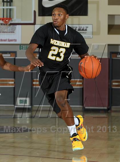 Thumbnail 3 in Wenonah vs. Long Beach Poly (MaxPreps Holiday Classic) photogallery.