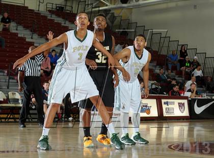 Thumbnail 3 in Wenonah vs. Long Beach Poly (MaxPreps Holiday Classic) photogallery.