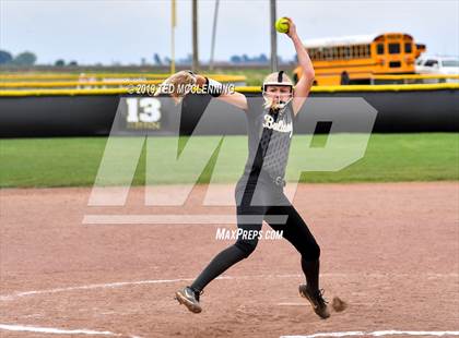 Thumbnail 2 in Quitman vs. Bigelow (AAA 2A Regional Playoff) photogallery.