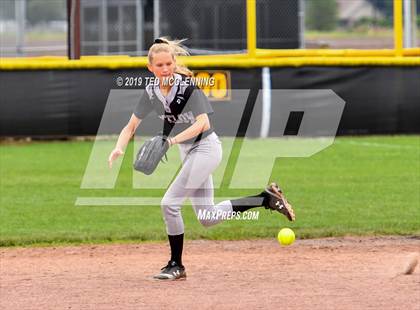 Thumbnail 1 in Quitman vs. Bigelow (AAA 2A Regional Playoff) photogallery.