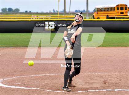 Thumbnail 2 in Quitman vs. Bigelow (AAA 2A Regional Playoff) photogallery.