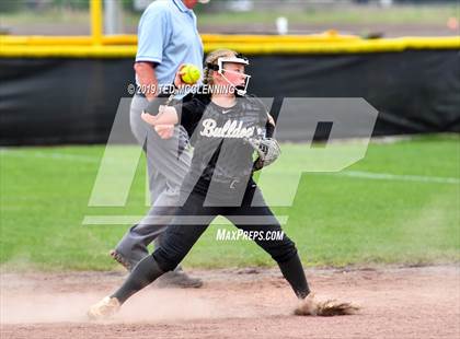 Thumbnail 1 in Quitman vs. Bigelow (AAA 2A Regional Playoff) photogallery.