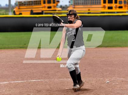 Thumbnail 1 in Quitman vs. Bigelow (AAA 2A Regional Playoff) photogallery.