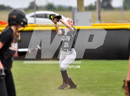 Thumbnail 1 in Quitman vs. Bigelow (AAA 2A Regional Playoff) photogallery.