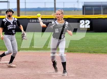 Thumbnail 1 in Quitman vs. Bigelow (AAA 2A Regional Playoff) photogallery.