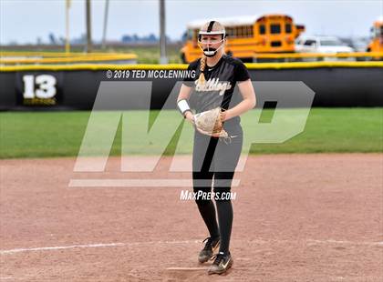 Thumbnail 3 in Quitman vs. Bigelow (AAA 2A Regional Playoff) photogallery.