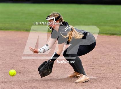 Thumbnail 3 in Quitman vs. Bigelow (AAA 2A Regional Playoff) photogallery.