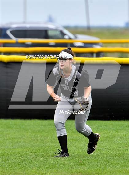 Thumbnail 3 in Quitman vs. Bigelow (AAA 2A Regional Playoff) photogallery.