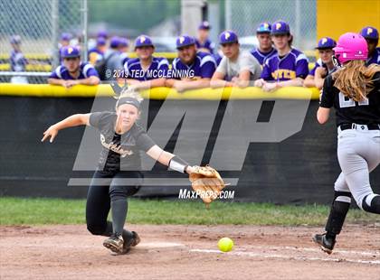 Thumbnail 1 in Quitman vs. Bigelow (AAA 2A Regional Playoff) photogallery.