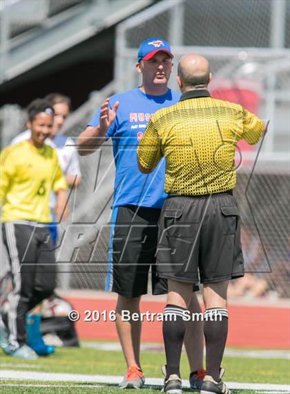 Thumbnail 3 in Medina vs. City Honors photogallery.
