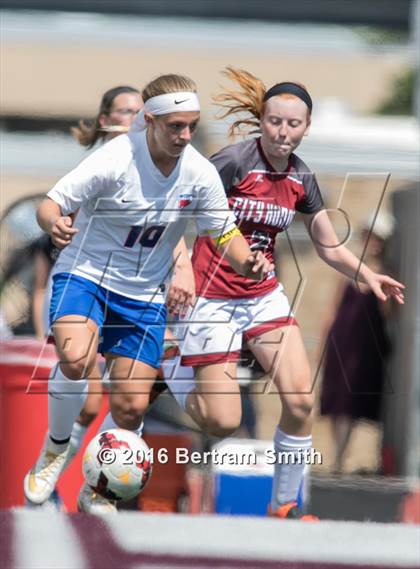 Thumbnail 2 in Medina vs. City Honors photogallery.