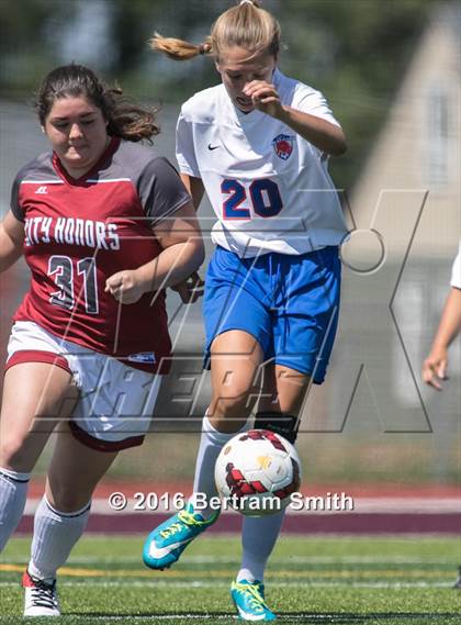 Thumbnail 2 in Medina vs. City Honors photogallery.