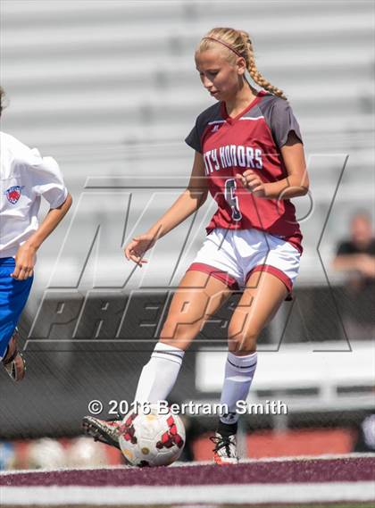 Thumbnail 2 in Medina vs. City Honors photogallery.