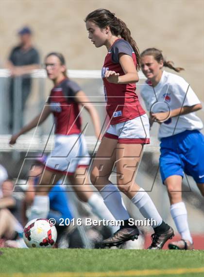 Thumbnail 3 in Medina vs. City Honors photogallery.