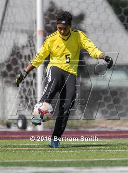 Thumbnail 2 in Medina vs. City Honors photogallery.
