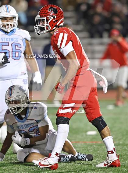 Thumbnail 3 in North Salinas @ Burlingame (CCS D4 Quarterfinal) photogallery.