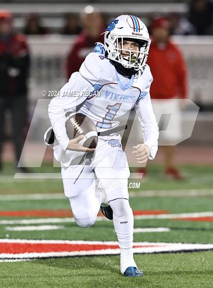 Thumbnail 3 in North Salinas @ Burlingame (CCS D4 Quarterfinal) photogallery.