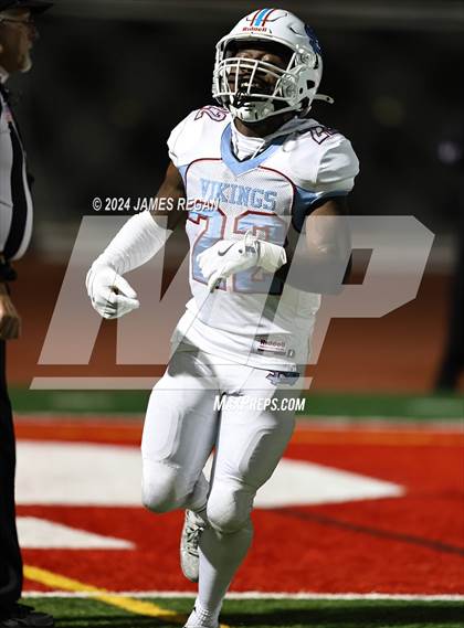 Thumbnail 2 in North Salinas @ Burlingame (CCS D4 Quarterfinal) photogallery.