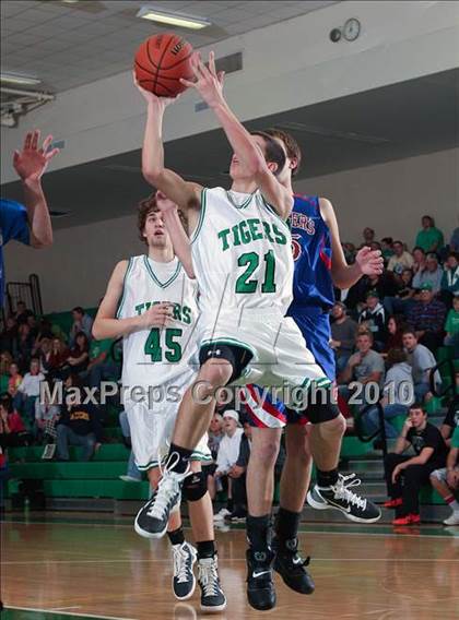 Thumbnail 3 in North Decatur @ Triton Central photogallery.