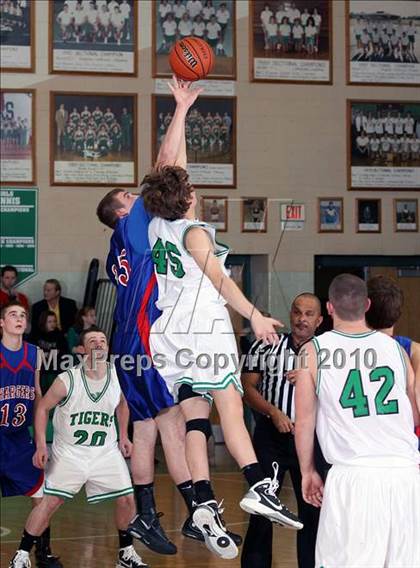 Thumbnail 3 in North Decatur @ Triton Central photogallery.