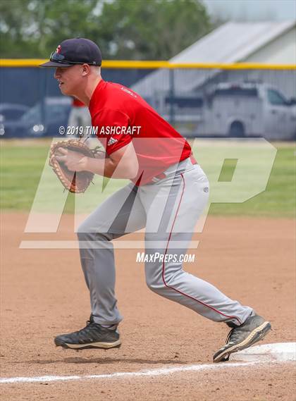 Thumbnail 3 in Rushville vs South Dearborn (IHSAA Sectional Semifinal) photogallery.