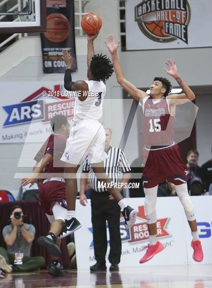 Thumbnail 2 in Brewster Academy vs. Cushing Academy (Spalding Hoophall Classic) photogallery.