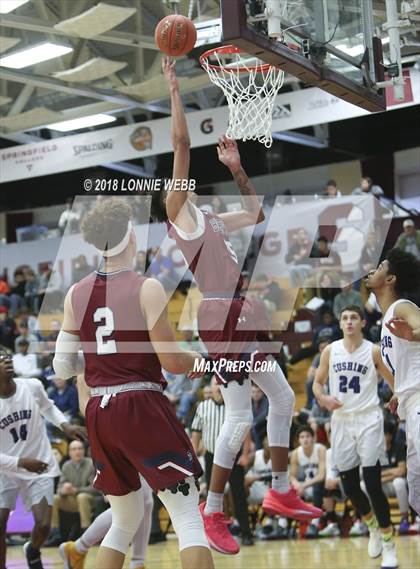 Thumbnail 3 in Brewster Academy vs. Cushing Academy (Spalding Hoophall Classic) photogallery.