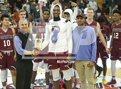 Thumbnail 3 in Brewster Academy vs. Cushing Academy (Spalding Hoophall Classic) photogallery.