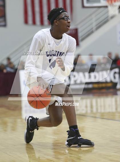 Thumbnail 3 in Brewster Academy vs. Cushing Academy (Spalding Hoophall Classic) photogallery.