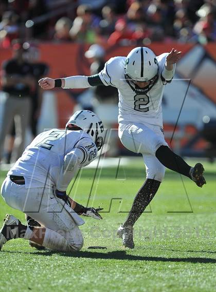 Thumbnail 2 in Pine Creek vs. Montrose (CHSAA 4A Final) photogallery.