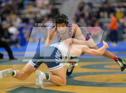 Thumbnail 2 in VHSL Class 5 State Championships 175lbs Final photogallery.