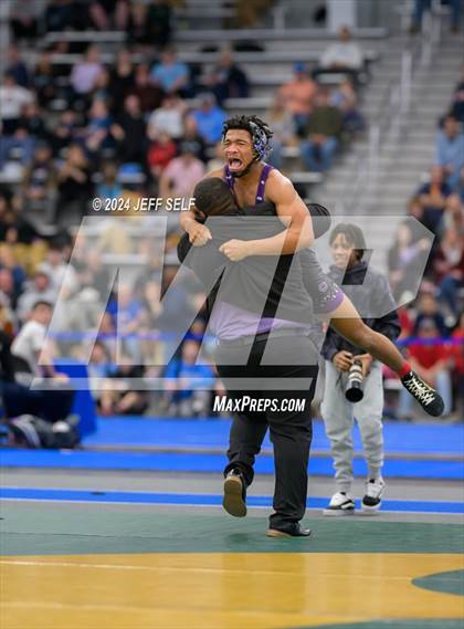 Thumbnail 1 in VHSL Class 5 State Championships 175lbs Final photogallery.