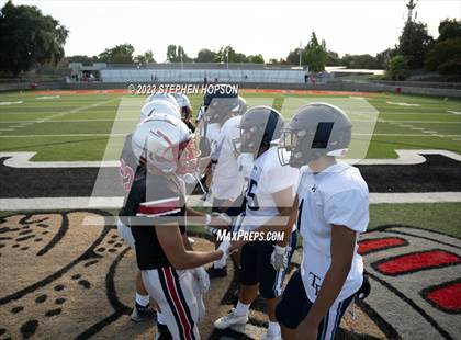 Thumbnail 2 in Downey @ Lincoln photogallery.