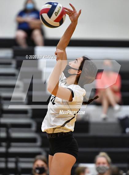 Thumbnail 3 in Vandegrift Flex @ Westwood White photogallery.