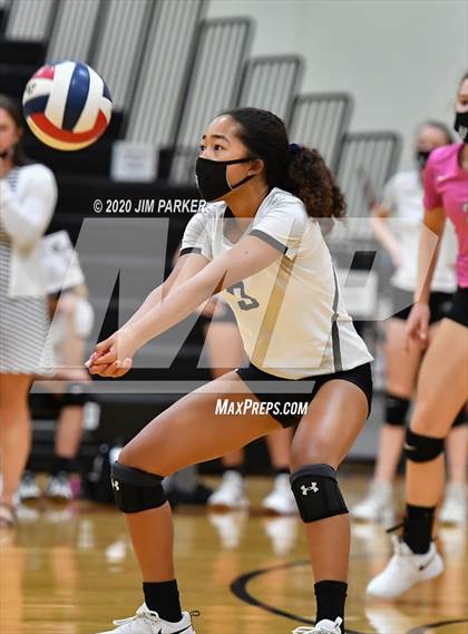 Thumbnail 2 in Vandegrift Flex @ Westwood White photogallery.