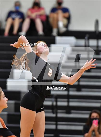 Thumbnail 1 in Vandegrift Flex @ Westwood White photogallery.