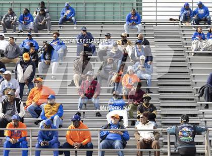 Thumbnail 3 in Springfield @ East St. Louis(IHSA 6A first round) photogallery.