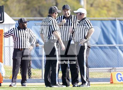 Thumbnail 3 in Springfield @ East St. Louis(IHSA 6A first round) photogallery.