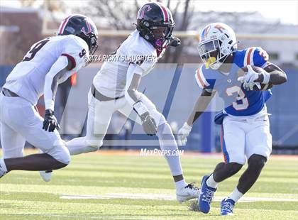 Thumbnail 3 in Springfield @ East St. Louis(IHSA 6A first round) photogallery.