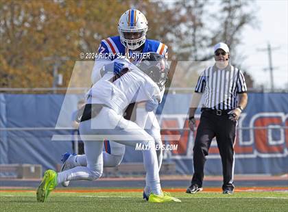 Thumbnail 2 in Springfield @ East St. Louis(IHSA 6A first round) photogallery.